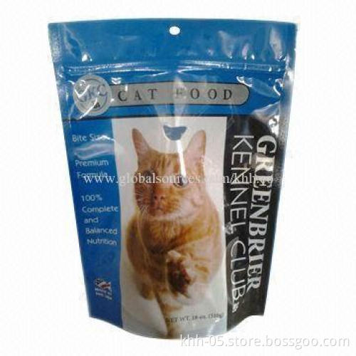 Resealable pet food packaging bag